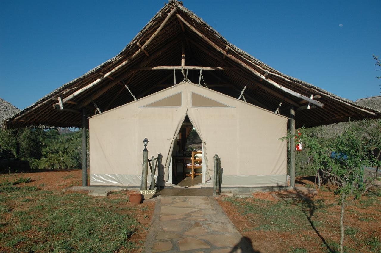 Tsavo Maneatersヴィラ エクステリア 写真