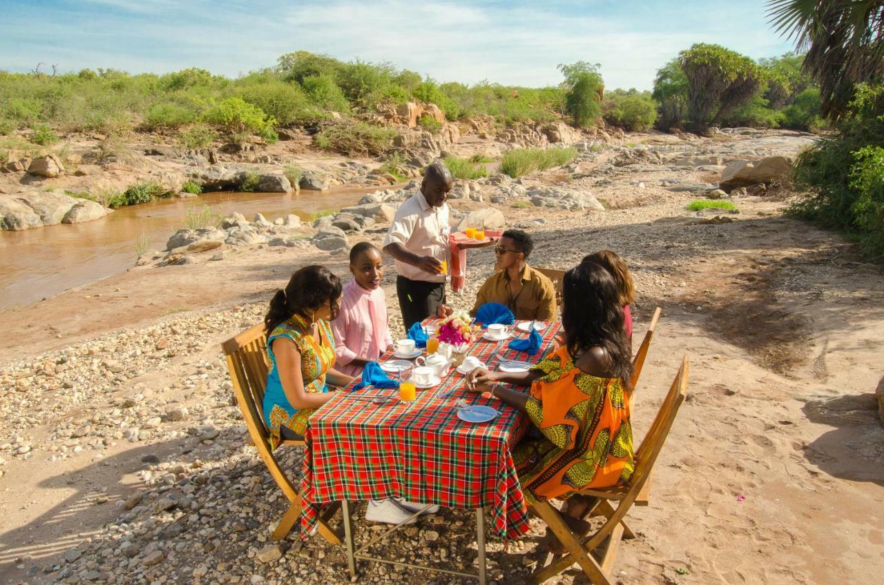 Tsavo Maneatersヴィラ エクステリア 写真